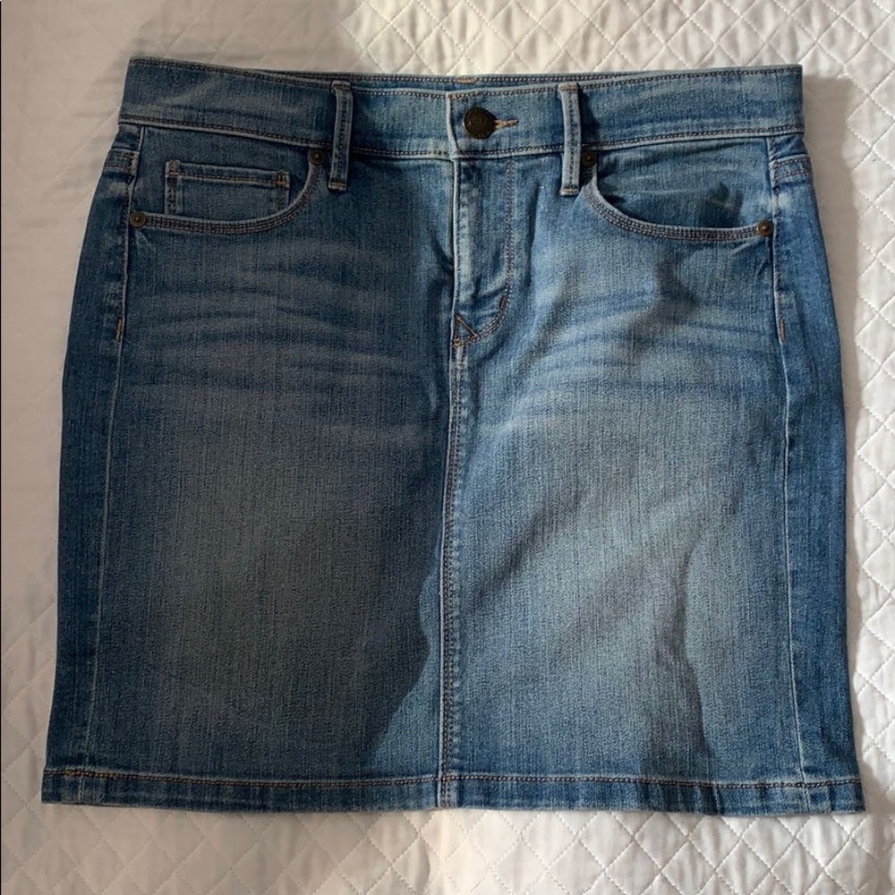 Loft denim skirt